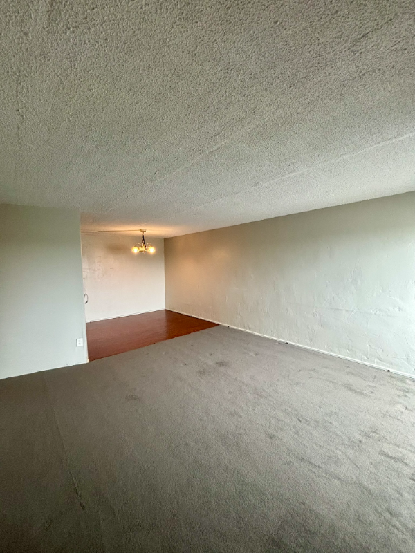 Building Photo - 1400 Millersport Hwy