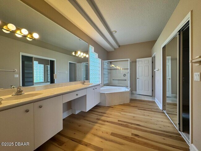 Building Photo - 440 Sea Duck Dr