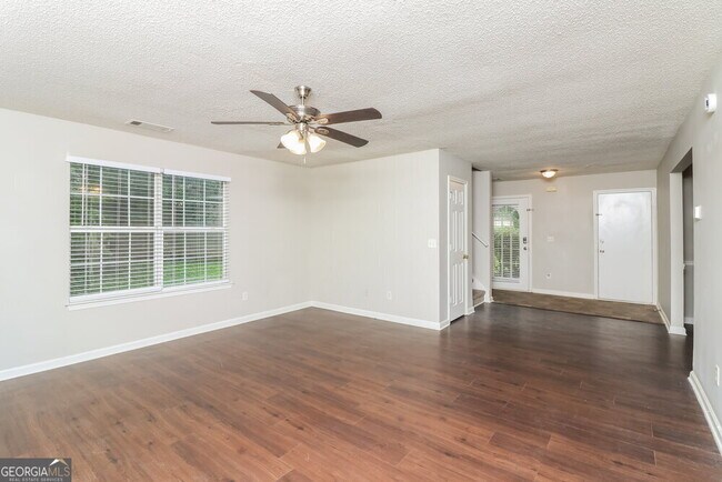 Building Photo - 4125 Clarks Tr