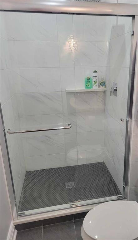 Building Photo - 1619 Linwood Dr