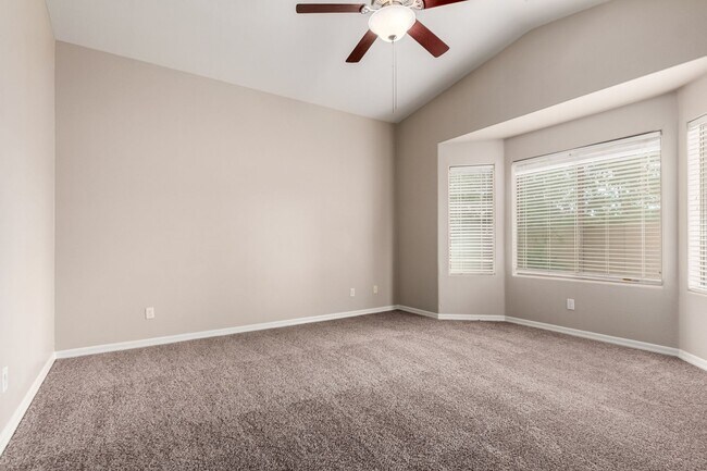 Building Photo - Spacious 3-Bedroom Home with Den in Gilbert!