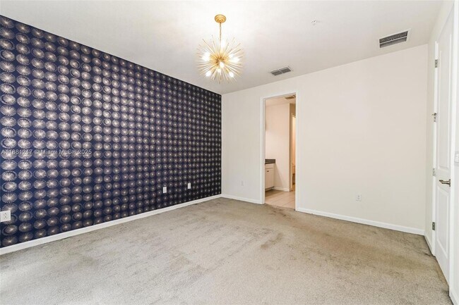 Building Photo - 4721 Arboretum Cir