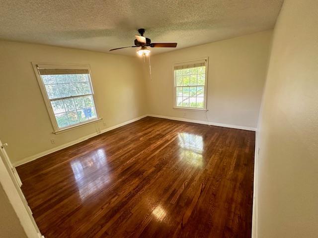 Building Photo - 5119 Fairview Dr