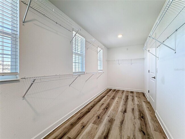 Building Photo - 11939 Satire St