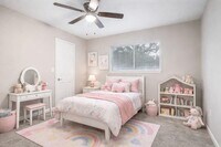 Building Photo - 1702 Athens Dr