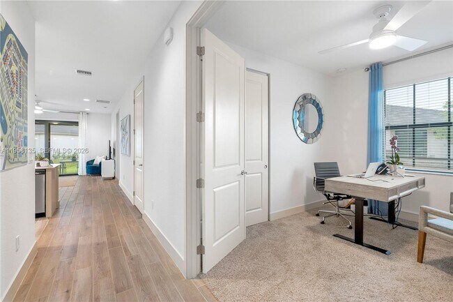 Building Photo - 7311 Ivory Spg Wy