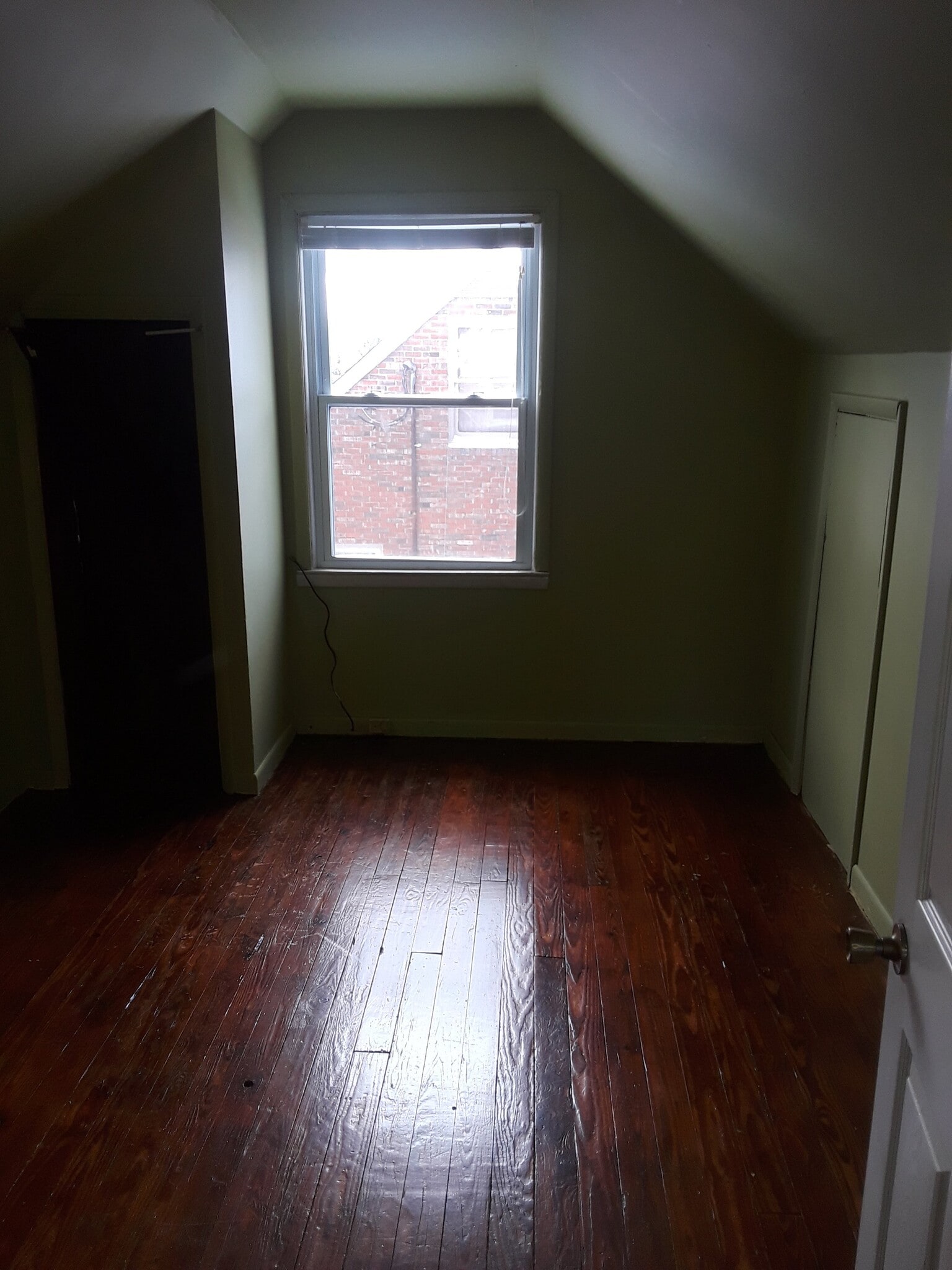 2nd floor room can be bedroom - 4848 Brenda Dr