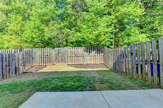 Building Photo - 7245 Heritage Oak Ct