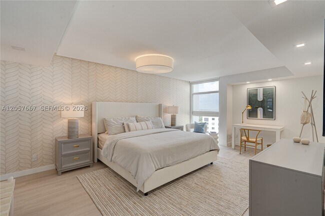Building Photo - 1370 S Ocean Blvd