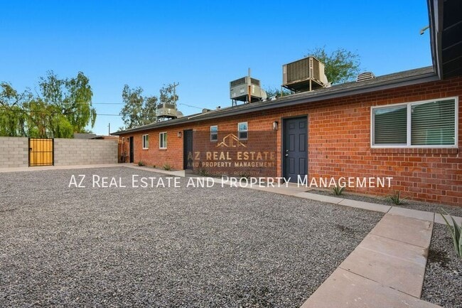 Building Photo - 1801 N 18th St