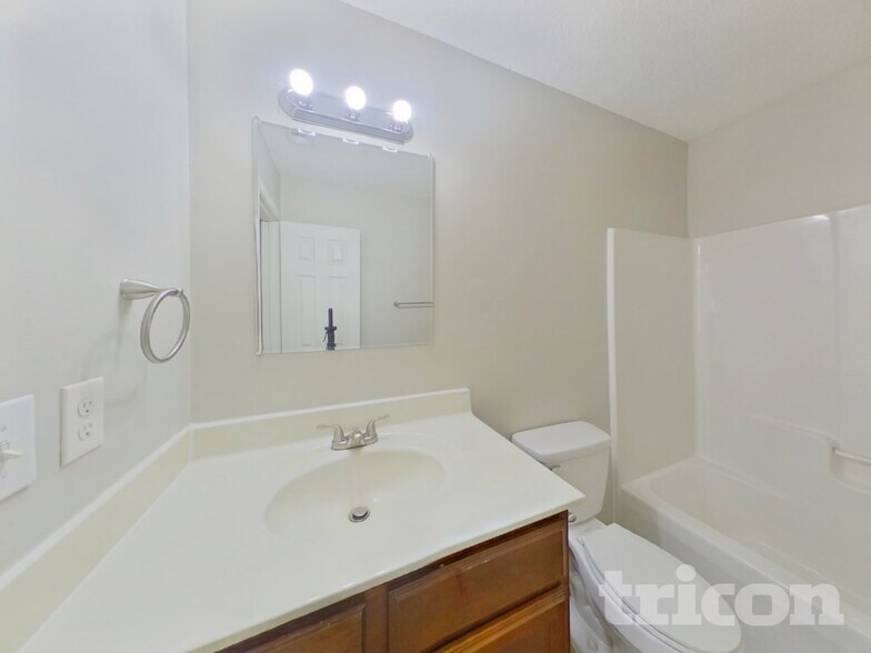 Building Photo - 1113 Capps Hollow Dr