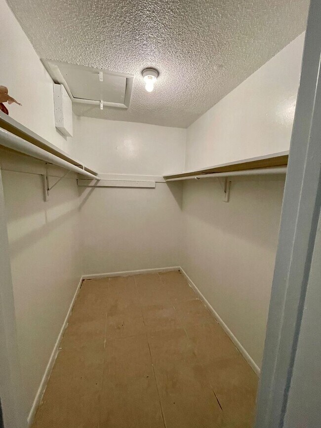 Building Photo - POS Holdings LLC-718-720