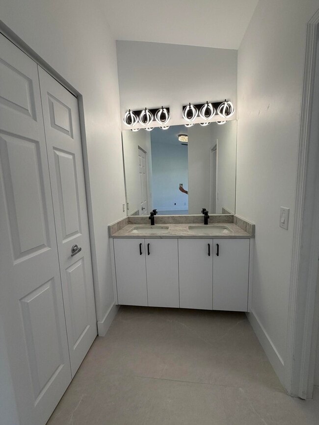 Building Photo - 20841 NW 1st St