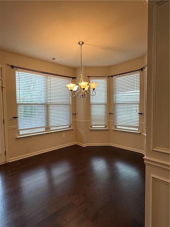 Building Photo - 3619 Brockenhurst Dr