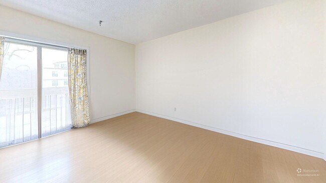 Building Photo - Hills Garden Condo Association - comfort and convenience perfectly situated between Downtown Burl...