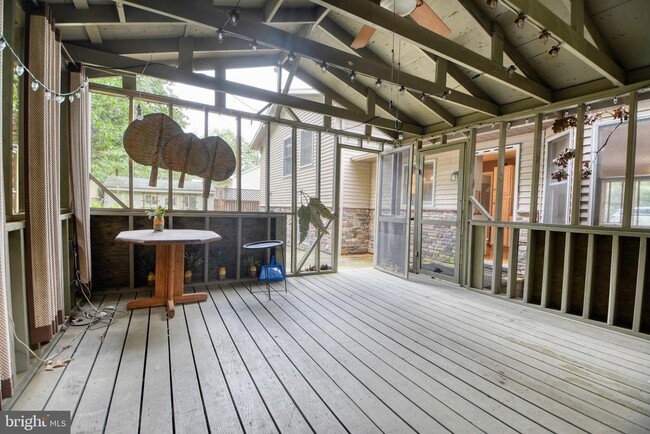 Building Photo - 800 Baltimore Annapolis Blvd