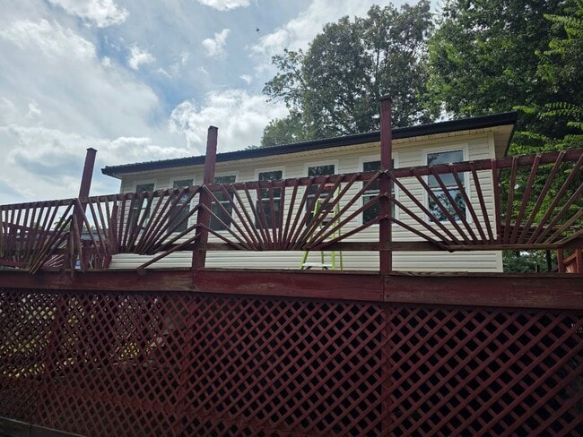 Building Photo - Updated Lake House in Crossville with Private Dock, Wrap-Around Porch & Lake Access