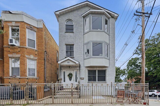 Building Photo - 81 Nelson Ave