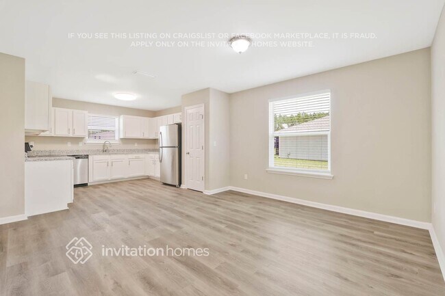 Building Photo - 78125 Saddle Rock Rd