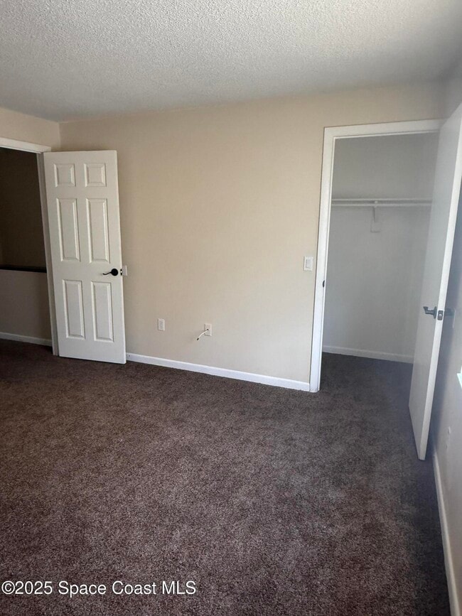 Building Photo - 124 San Juan Cir