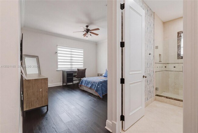 Building Photo - 7290 Lemon Grass Dr