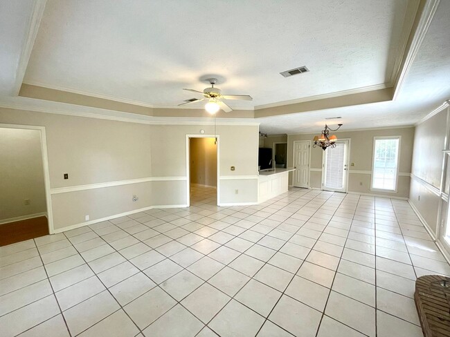 Building Photo - *MOVE IN SPECIAL* 3/2 Available for Rent in Madison! Cobblestone Subdivision