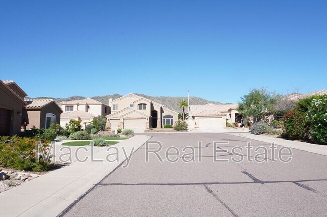 Building Photo - 15410 S 17th Ln