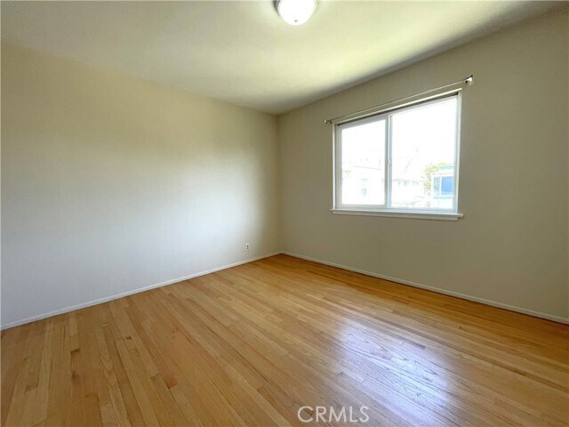 Building Photo - 734 Linden Ave