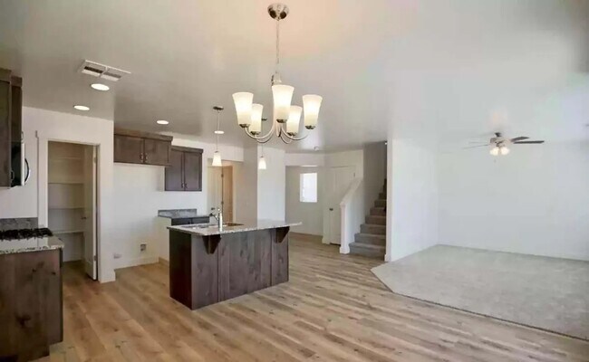 Building Photo - 3134 Halo Ln