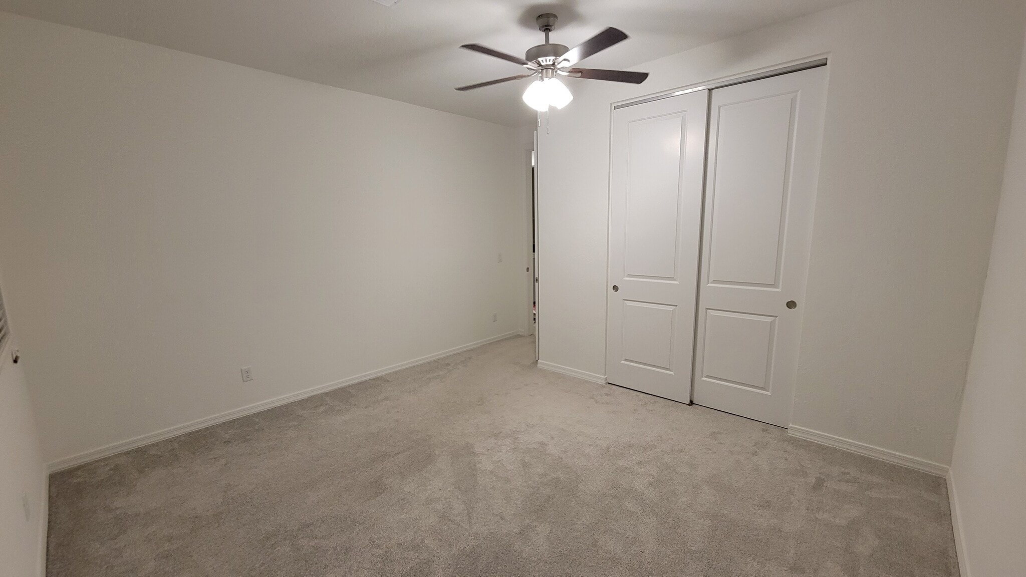 Bedroom 4 - Closet - 9309 E Static Ave