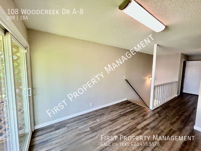 Building Photo - 108 Woodcreek Dr