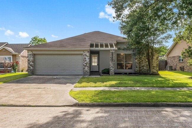 Building Photo - 16970 Mockingbird Ct