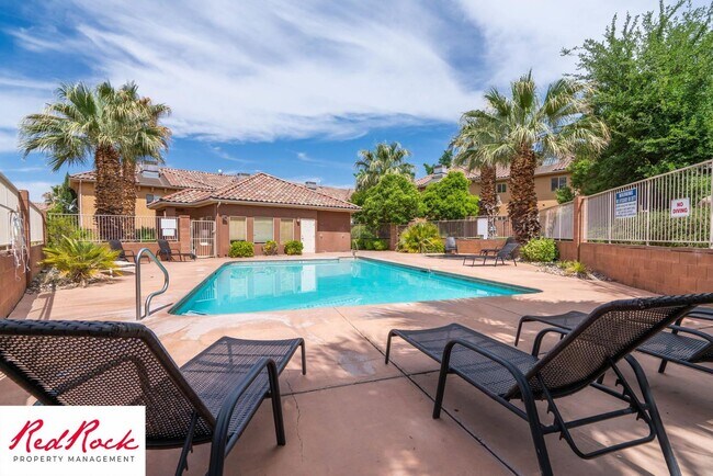 Building Photo - Top-Floor 3 Bed, 2 Bath Apartment Near Gre...