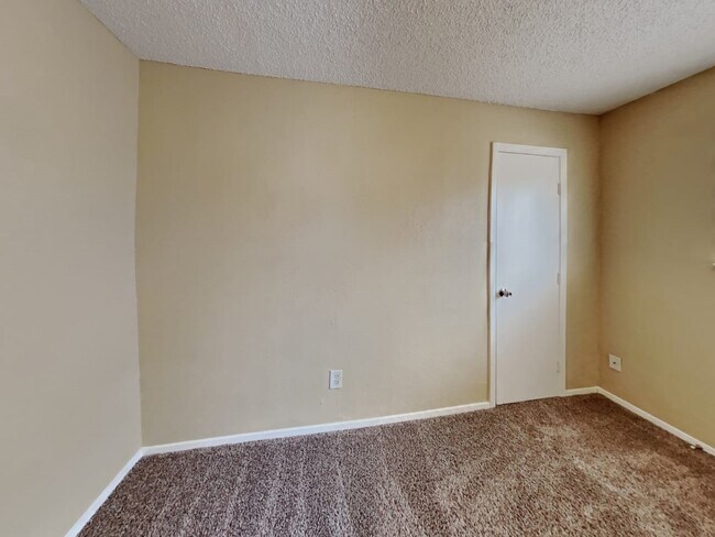 Building Photo - 5402 Sweetwind Ln