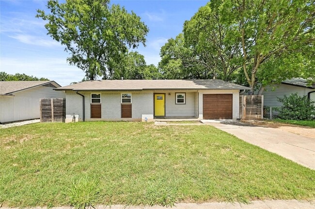 Primary Photo - 9702 Oriole Dr