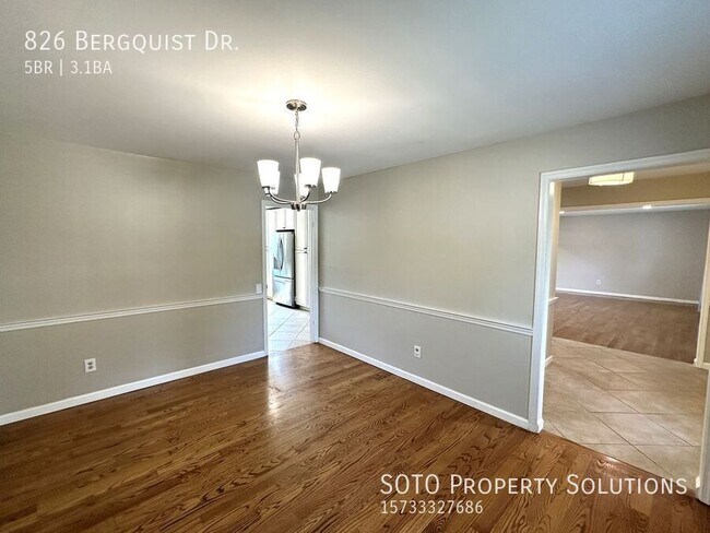 Building Photo - 826 Bergquist Dr