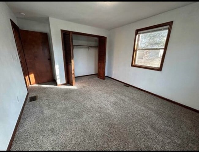 Building Photo - Nice 3 Bed 2 Bath House In SW Columbia!