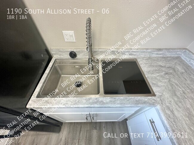 Building Photo - 1190 S Allison St