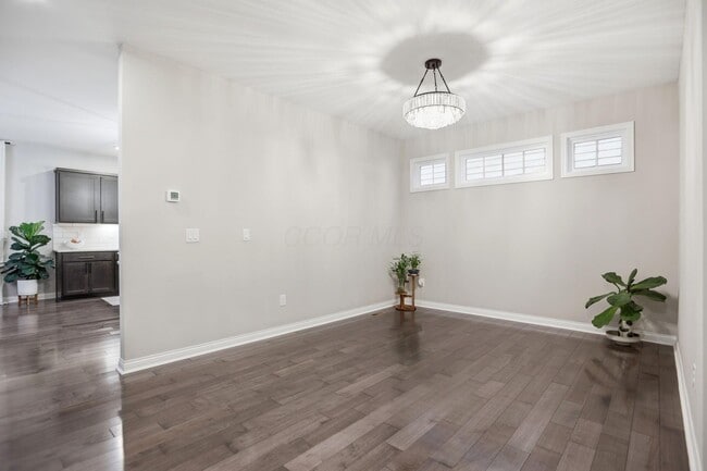 Building Photo - 254 Harness Way