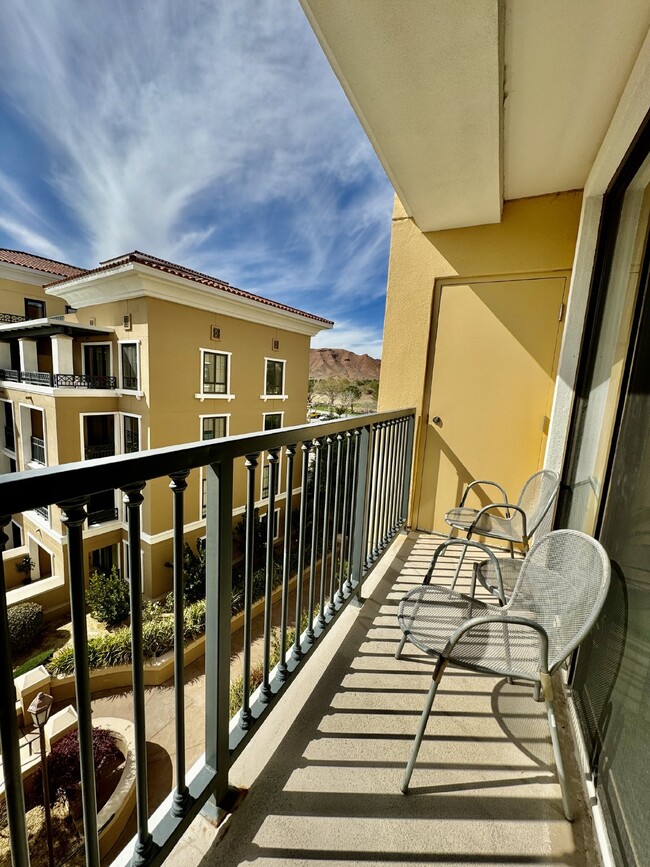 Building Photo - Stylish Lake Las Vegas Studio | Fully Furnished | Flexible Lease Terms & All utilities included!