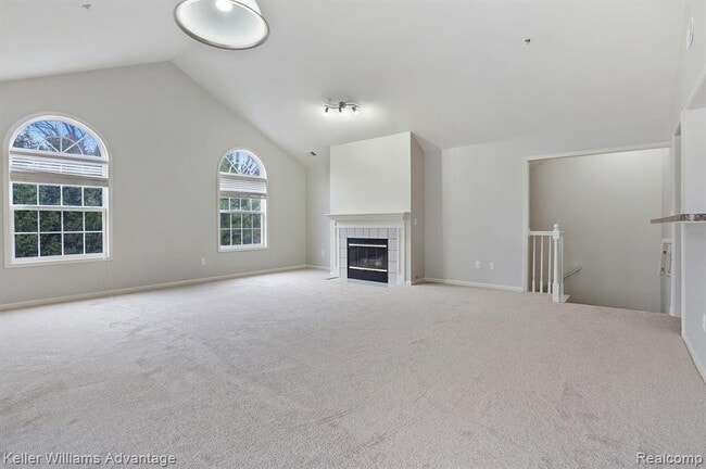 Building Photo - 28556 Carlton Way Dr