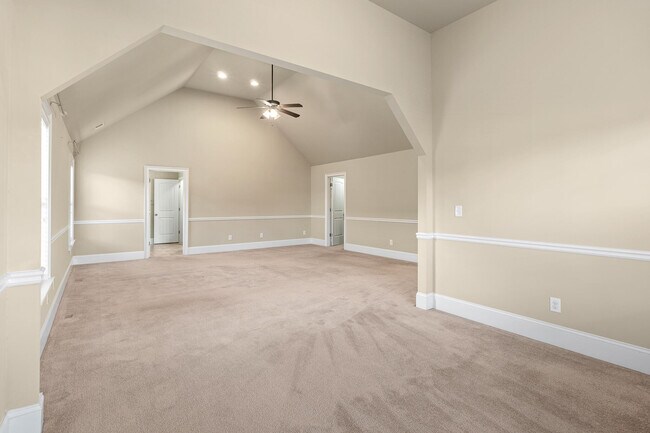 Building Photo - 1023 Iris Glen Dr