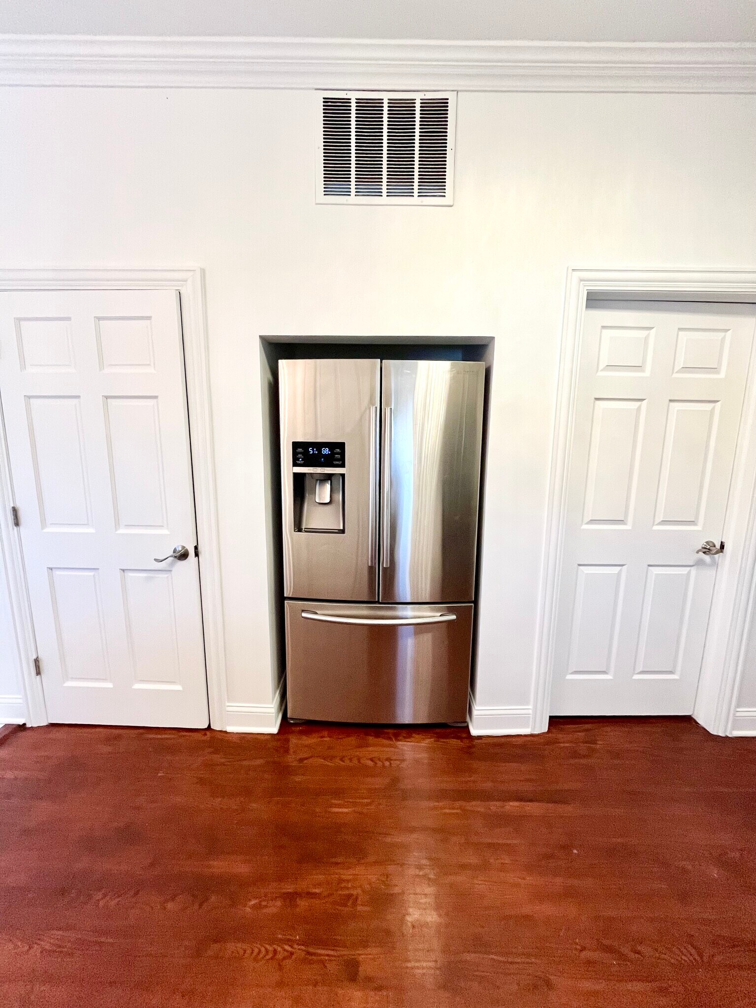 Building Photo - 6712 N Clark St