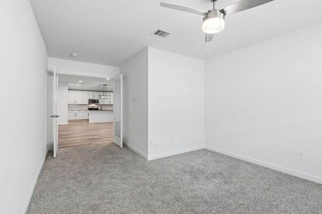 Building Photo - 31514 Avebury Lake Ln