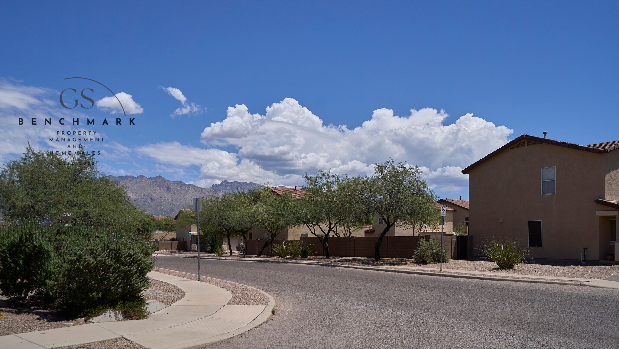 Building Photo - 4211 E Wading Pond Dr