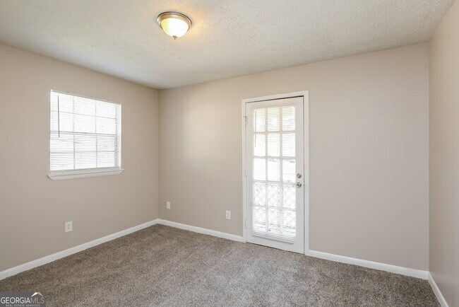 Building Photo - 8891 Dorsey Rd