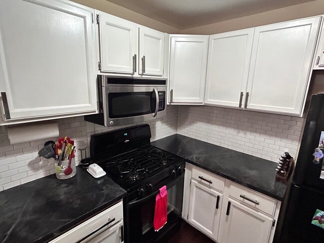 Building Photo - 276 Stone Ridge Dr