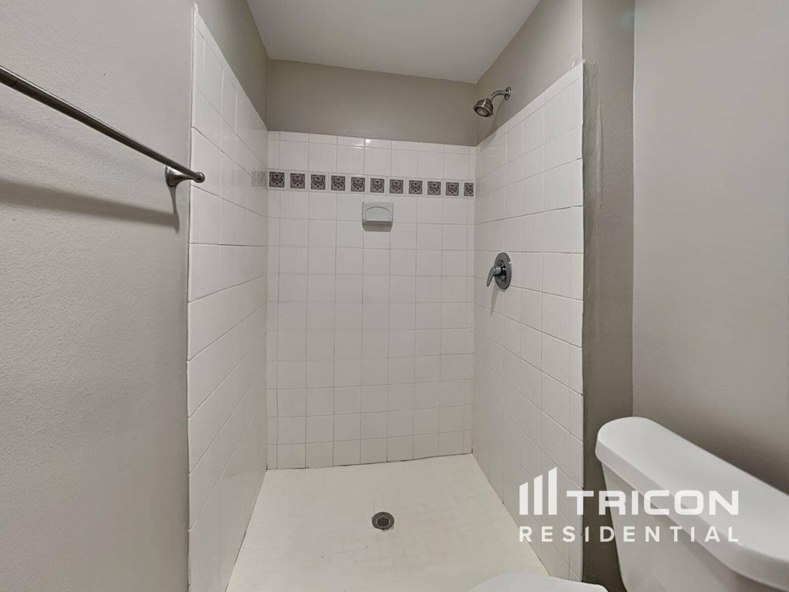 Building Photo - 649 Doe Cove Pl