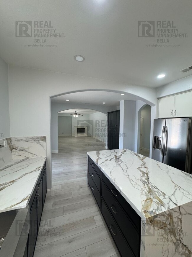 Building Photo - Murrieta Luxury Estate with Resort Pool, Designer Kitchen & Entertainer’s Backyard Retreat