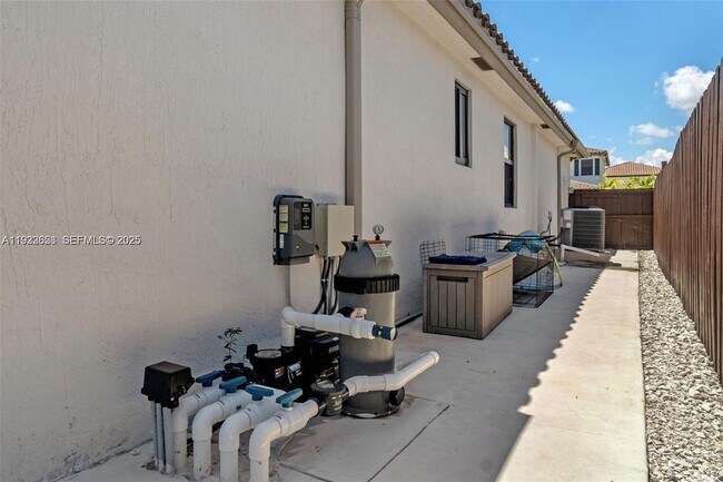 Building Photo - 11939 SW 241 Ter